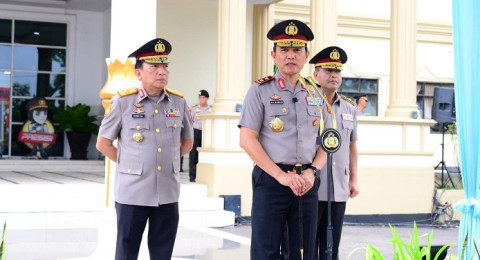 Kapolda Jambi Pimpin Langsung Pelepasan Wakapolda dalam Tradisi Penuh Makna